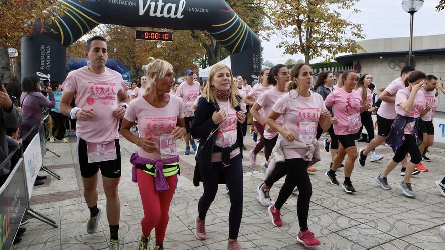 La carrera contra el cáncer de mama de Gasteiz se destinará a la investigación