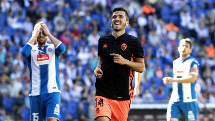 Gayá arranca tres puntos para el Valencia