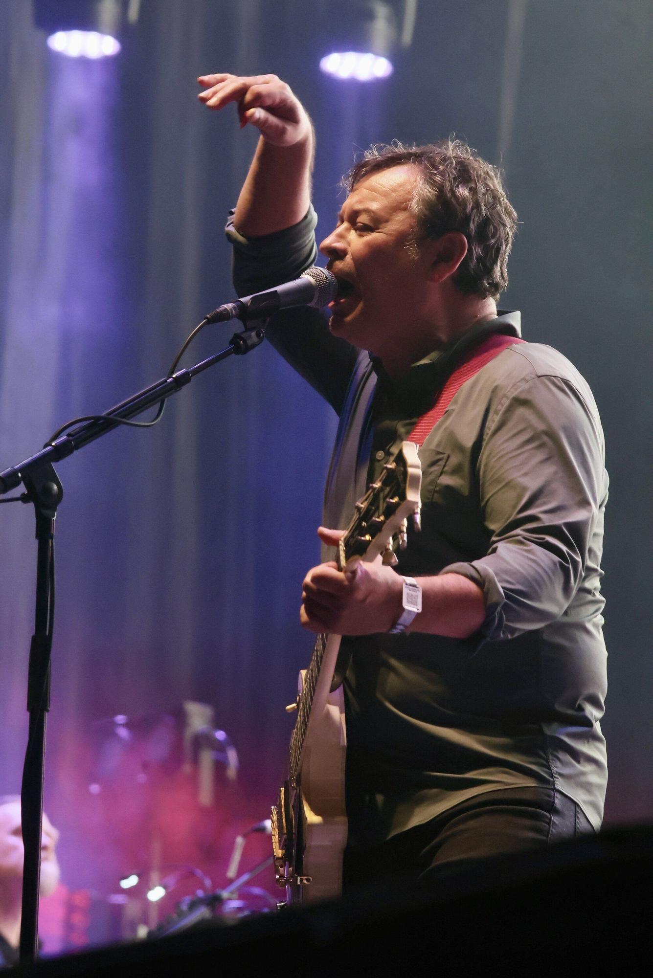 En imágenes: así están siendo los conciertos de este sábado del Azkena Rock Festival