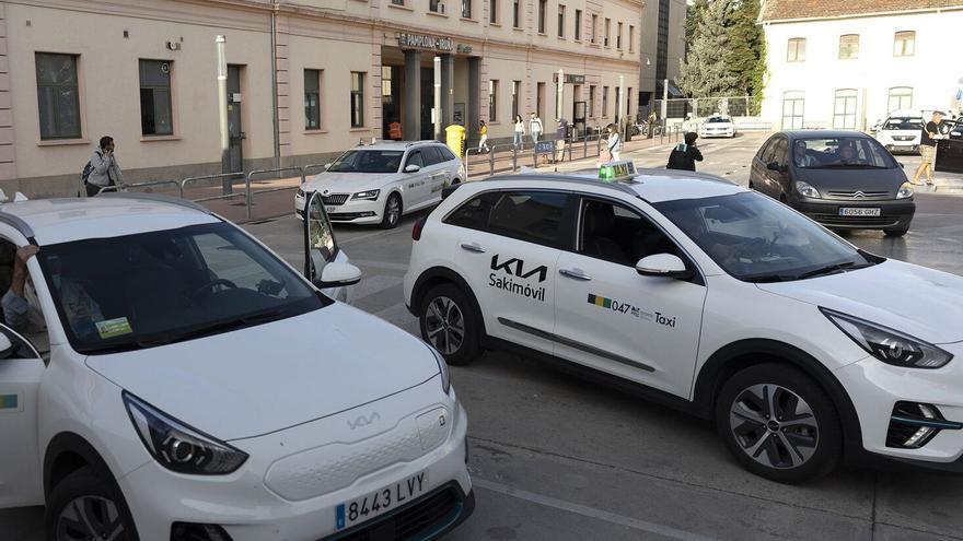 El precio del taxi en Pamplona se podrá acordar de antemano en la app 'Pidetaxi'