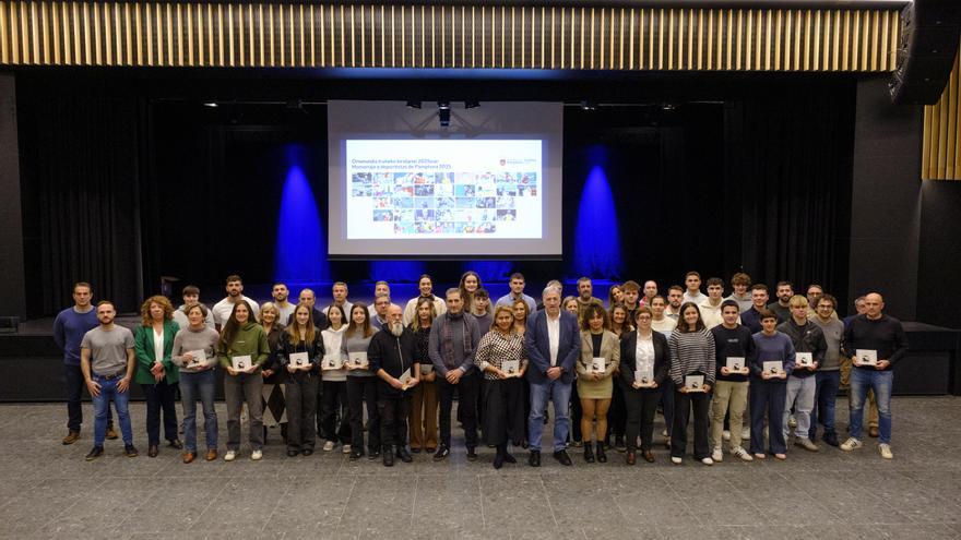 Pamplona homenajea a 41 deportistas de distintas disciplinas