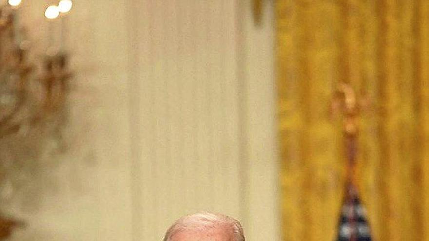 Biden impone sanciones a Rusia ante el “principio de la invasión”