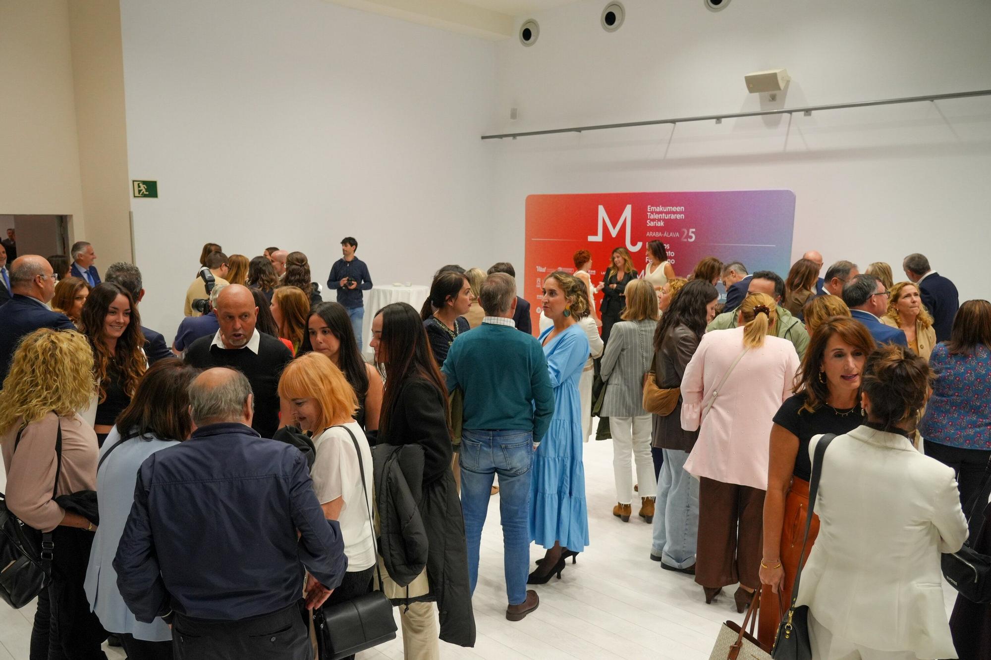 En imágenes: AMPEA premia a cuatro mujeres alavesas con una "extraordinaria trayectoria" profesional