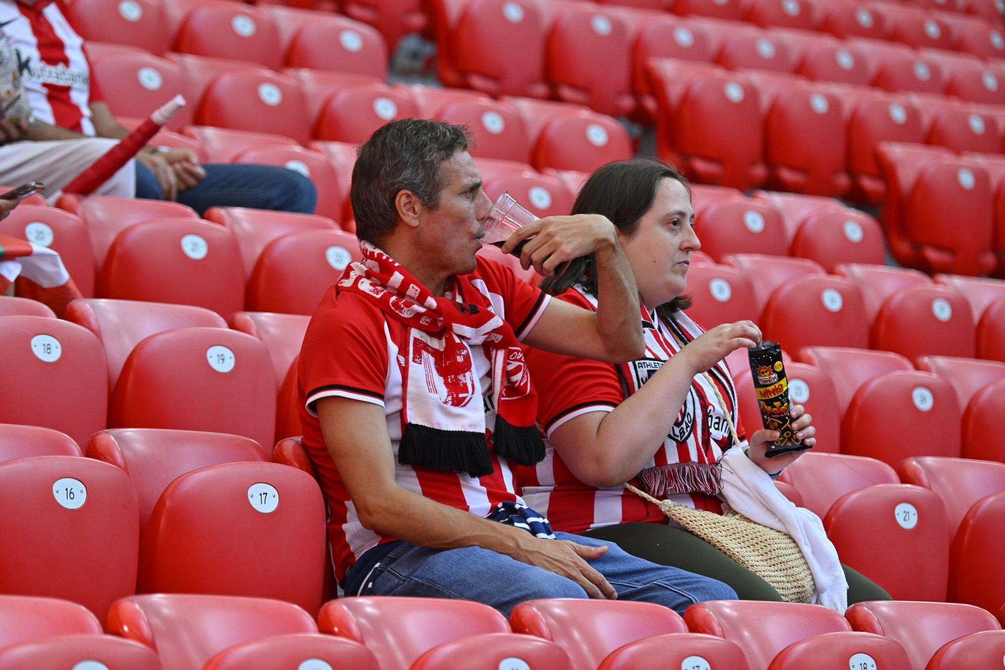 En imágenes: ¿Has estado en San Mamés viendo el Athletic-Arsenal? Búscate en nuestra galería