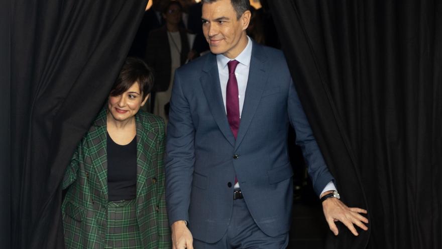 El PSOE critica que Feijóo ejerza de “jefe de la oposición fugado”