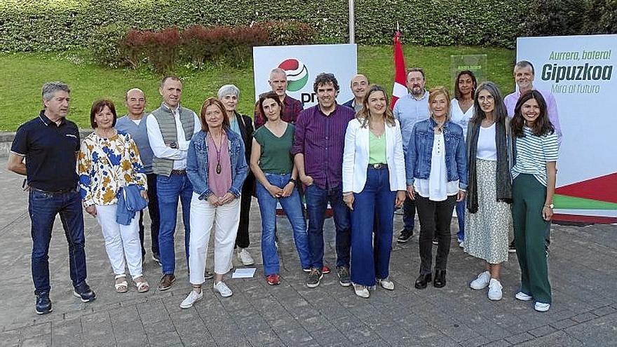 “Presentamos un equipo para poner a Oñati mirando al futuro”