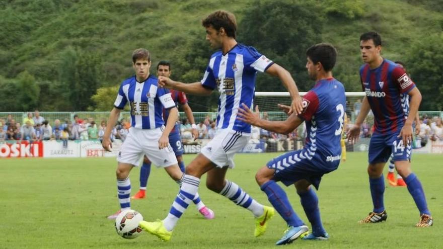 Agirretxe da la victoria a la Real Sociedad ante el Eibar