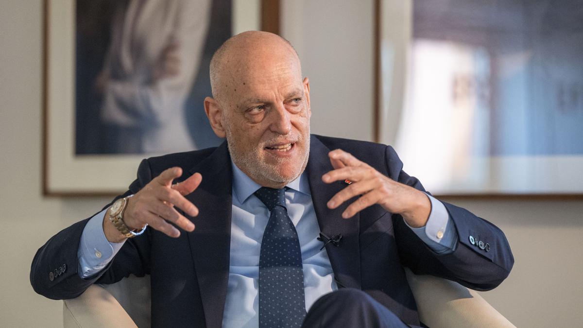 avier Tebas, presidente de LaLiga, analiza el  interés del Barcelona en fichar a Nico Williams
