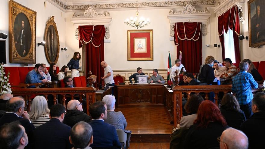 Pleno de investidura en el Ayuntamiento de Santurtzi