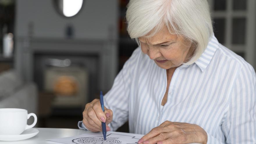 Cómo influyen los roles de género en la enfermedad de Alzheimer