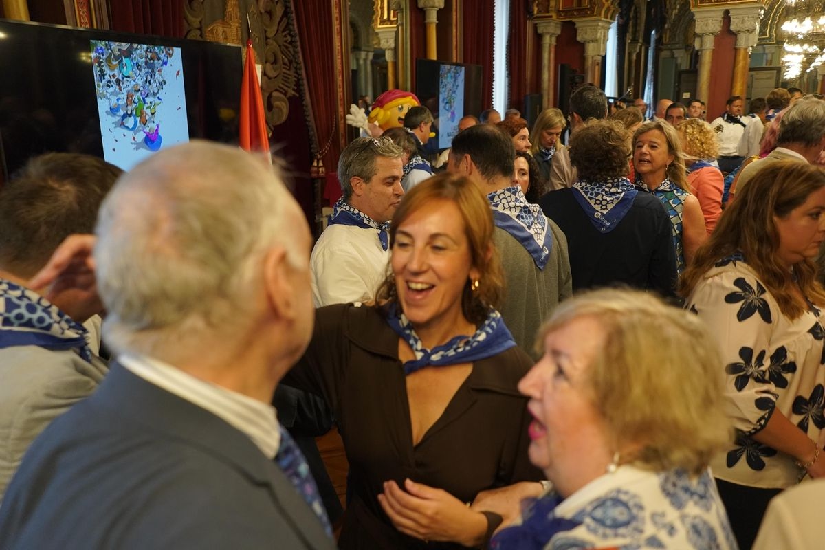 Recepción a la sociedad bilbaina en el Ayuntamiento de Bilbao