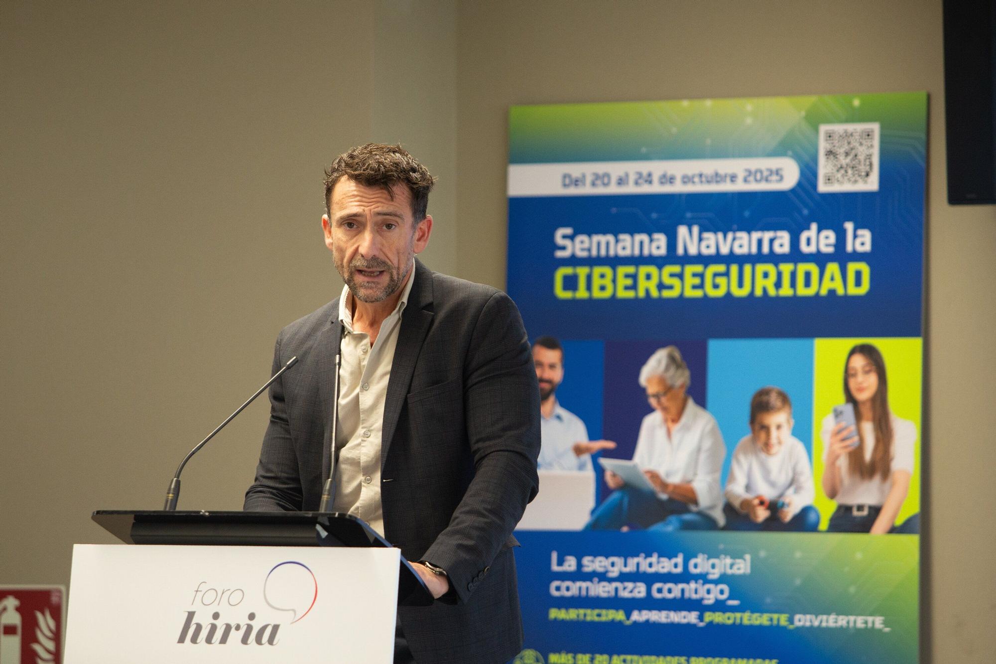 Fotos del Foro Hiria sobre ciberseguridad