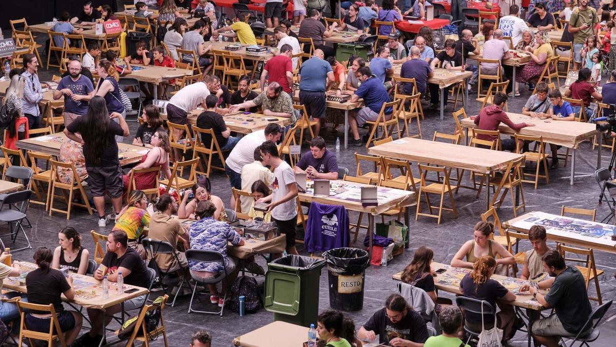 La pasada edición de las jornadas de ocio alternativo ‘Umbras de Alter Paradox’, en el polideportivo Ugarrandia de Huarte.