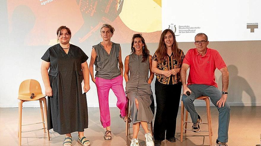 La Quincena muestra en Tabakalera danza que conecta con el espacio y la escritura