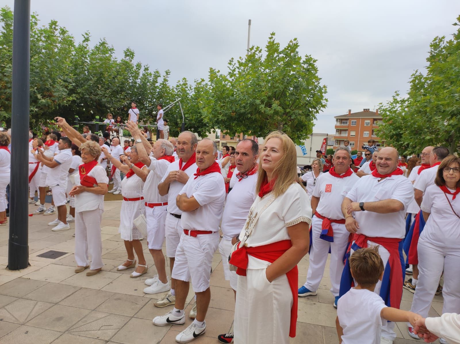 Fotos del cohete de fiestas de Andosilla