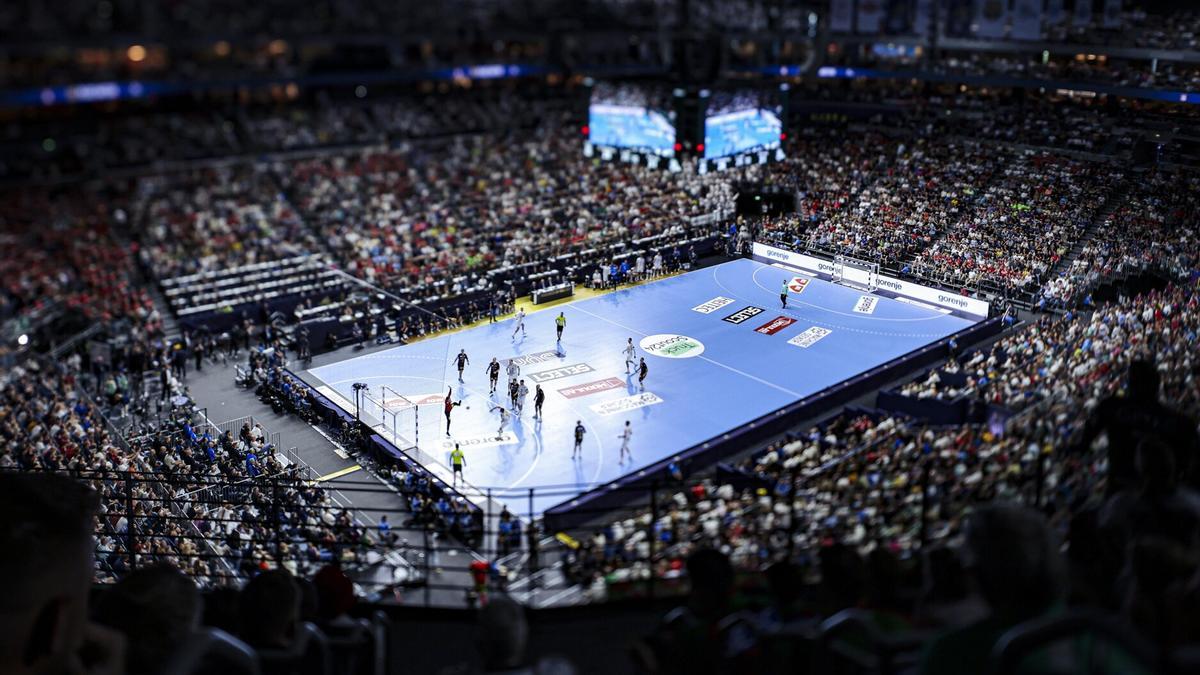 El Lanxess Arena, durante la disputa de la última final de la Champions con el Barça ante el Aalborg
