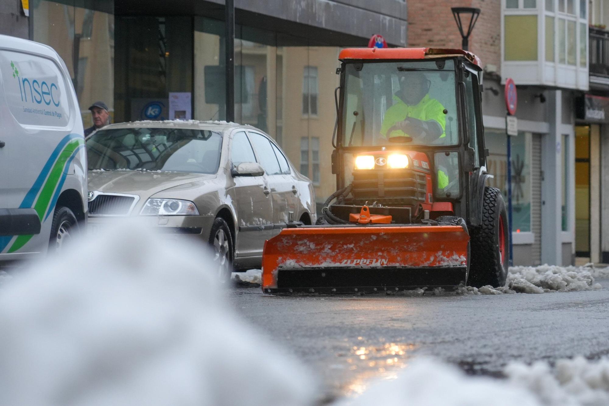 Agurain amanece cubierta por un manto blanco