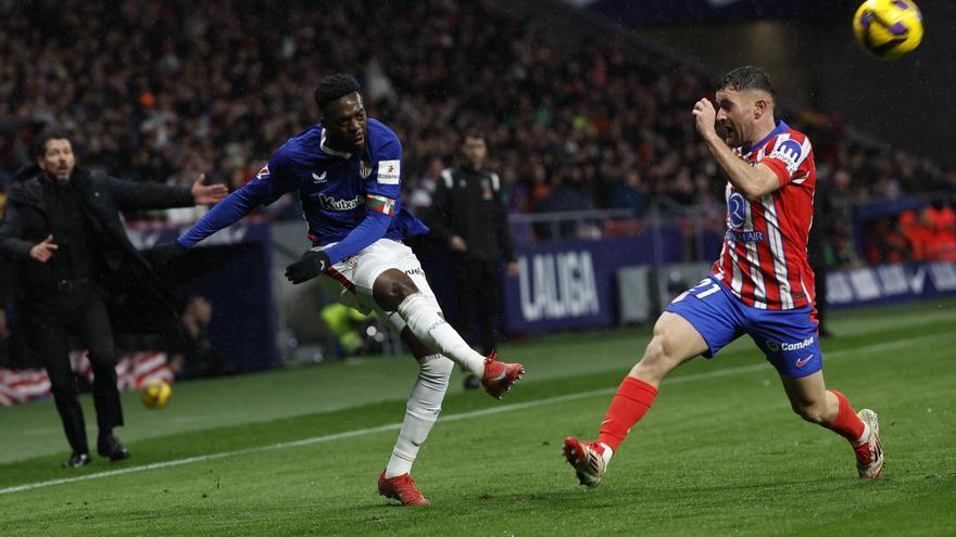 Javi Galán reordena el lateral de Osasuna