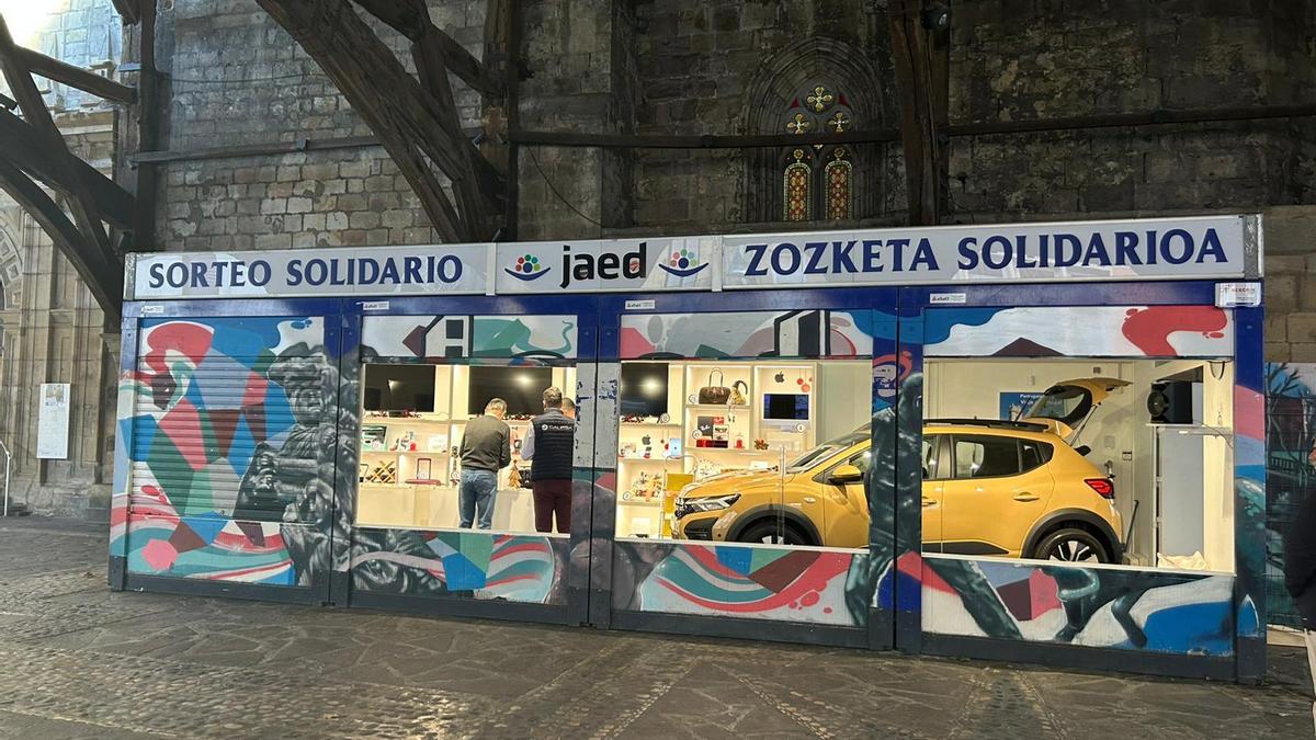 El stand de la JAED se encuentra en el pórtico de Santa Maria