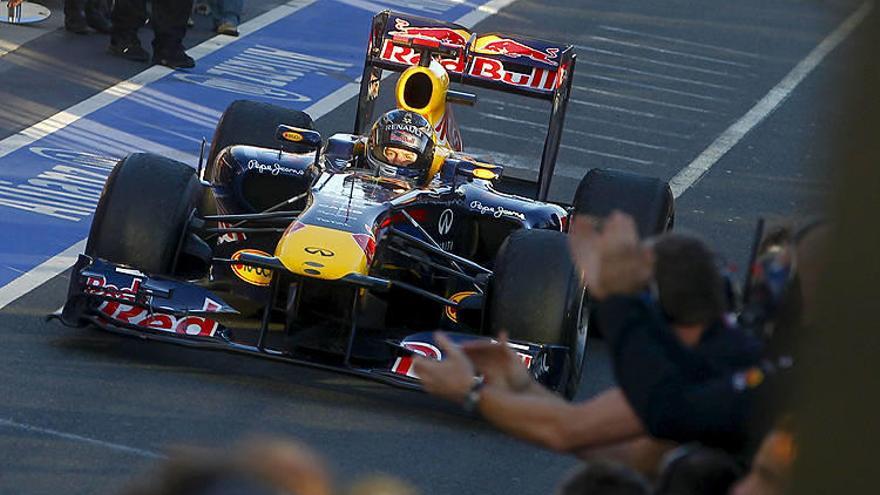 Vettel y Hamilton en primera fila, Alonso en tercera