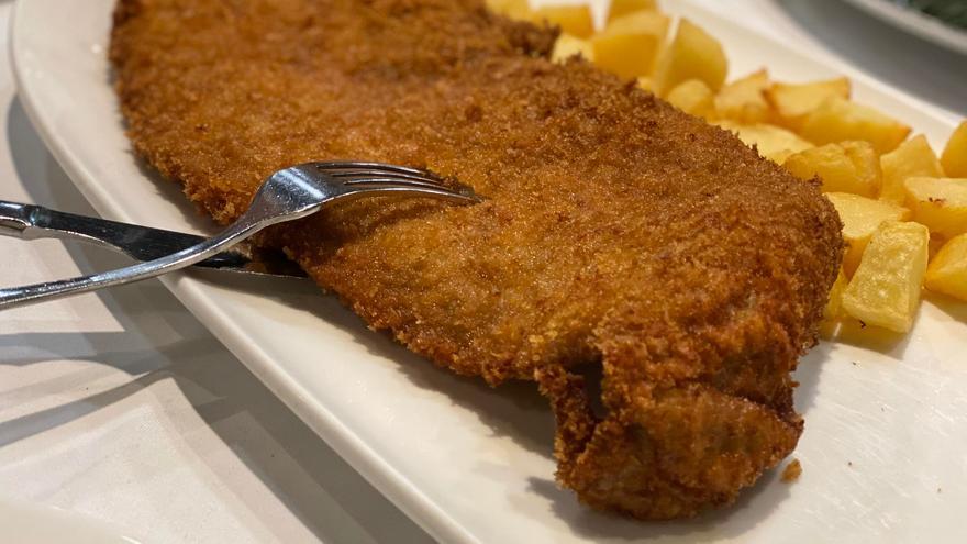 ¿Se te despega el rebozado de la carne? Con estos consejos de chef Michelin no te pasará