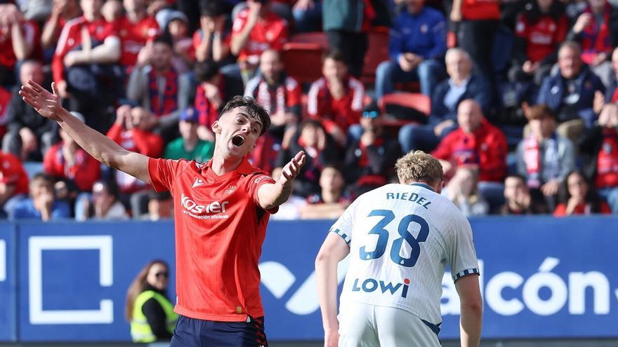 Osasuna
se busca un problema