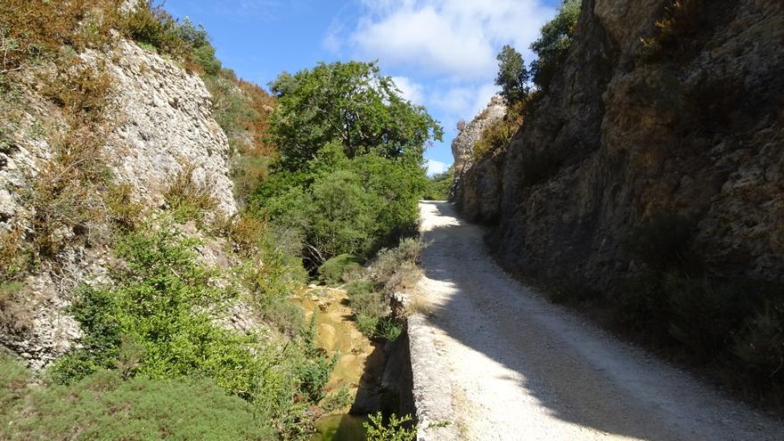 El río Iranzu, de la montaña al Camino de Santiago
