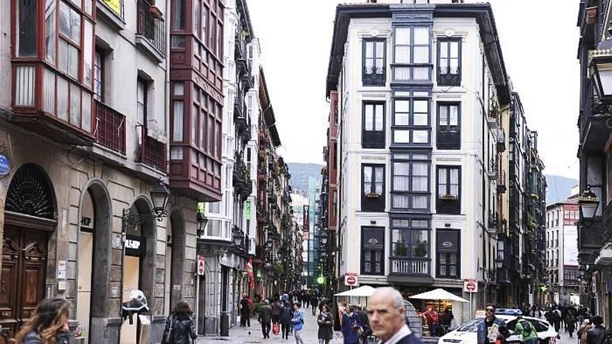 Surbisa ayuda a 1.700 familias a realizar obras de mejora