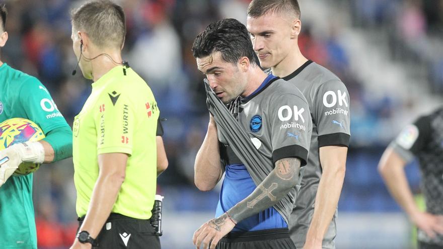 El Alavés se viene abajo en el Heliodoro