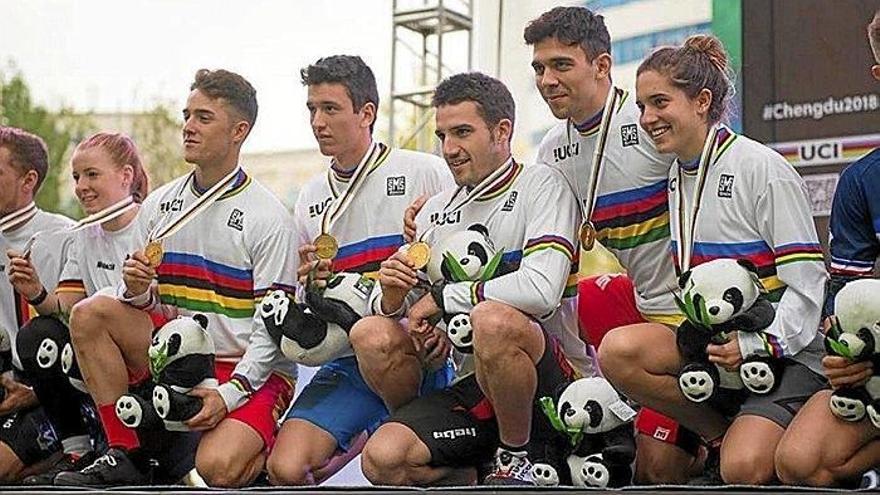 Oro para Irene Caminos y Ion Areitio en China