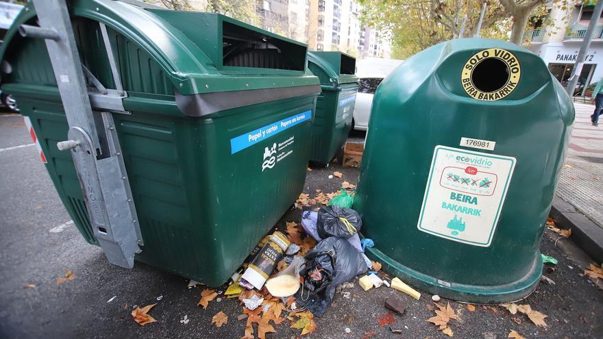 UPN quiere permitir tirar la basura sin tarjeta en los puntos más conflictivos de Pamplona