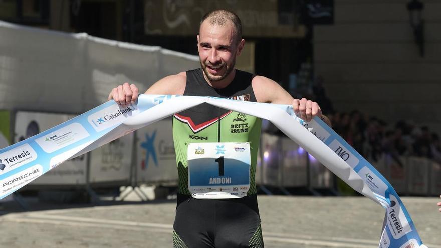 Andoni Acebedo, ganador de la Zubiri-Pamplona: "Repetir victoria en esta carrera es increíble"