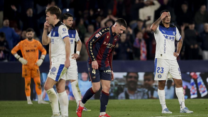 Las mejores imágenes del Levante-Alavés