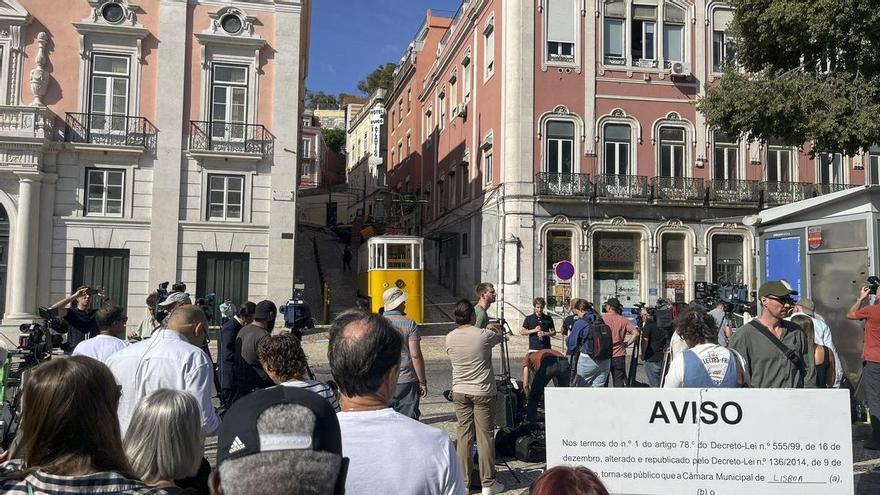 Cinco portugueses, dos surcoreanos y un suizo: identificadas las primeras víctimas del accidente en Lisboa
