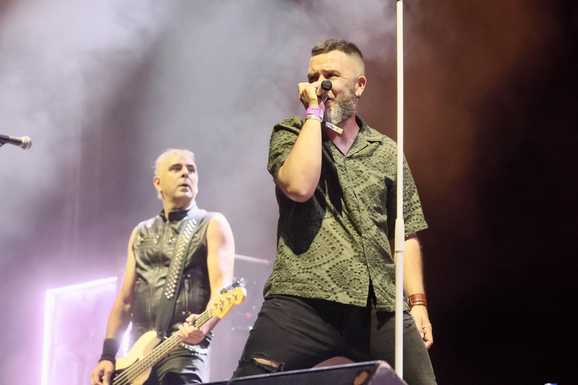 En imágenes: Así están siendo los conciertos de este viernes en el Azkena Rock Festival