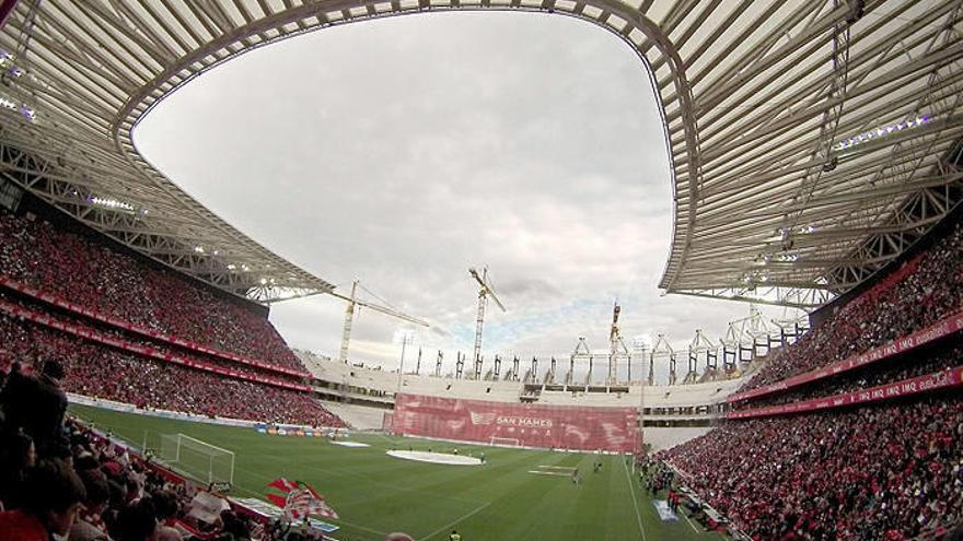 Vista general del estadio de San Mamés antes de un partido del Athletic.