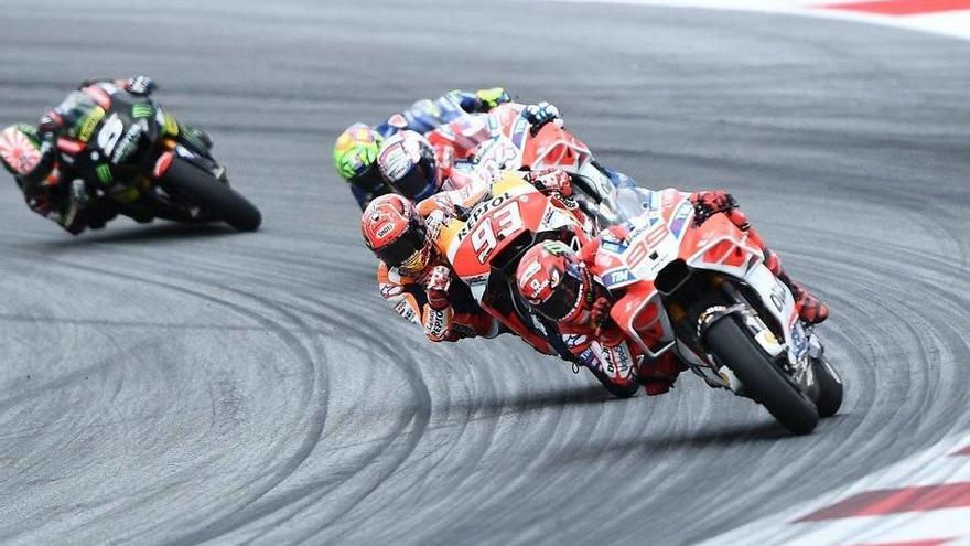 Dovizioso consigue la victoria por delante de  Marc Márquez