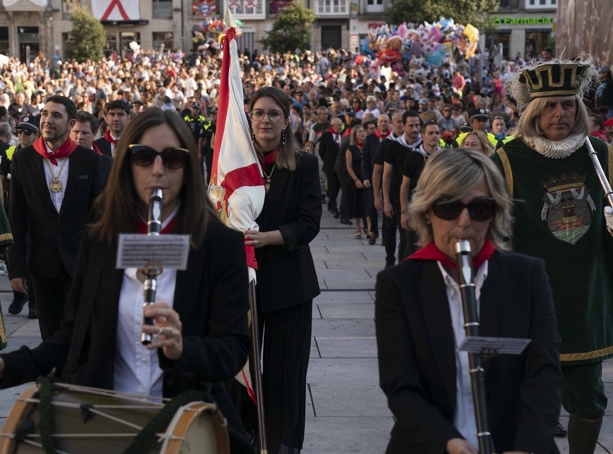 En imágenes: Así ha sido la tradicional Comitiva Municipal de ida a Vísperas