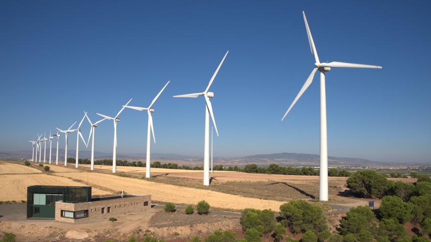 La Ribera se compromete con la sostenibilidad y la energía eólica