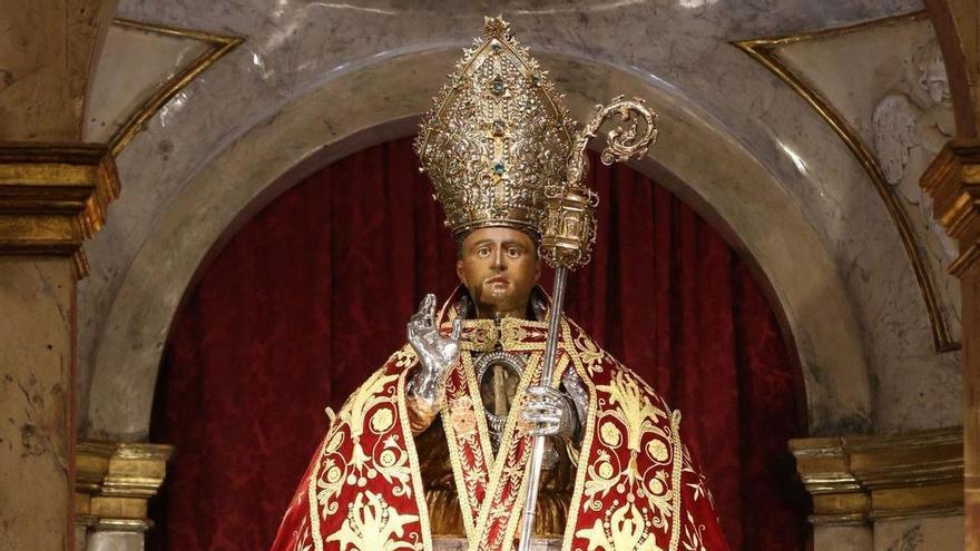 El arzobispo de Pamplona llama en San Fermín a "convertir la mirada" hacia los inmigrantes y a rebajar la crispación política