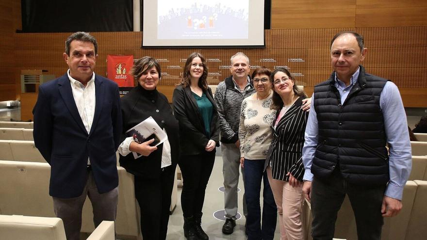 Anfas facilita la accesibilidad plena a textos y servicios en una oficina