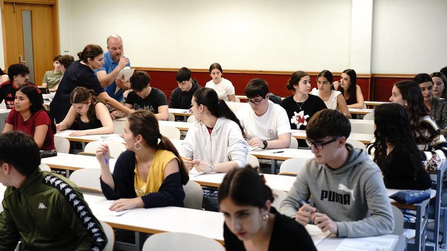 Bizkaia registra en selectividad la tasa de aprobados más baja de Euskadi