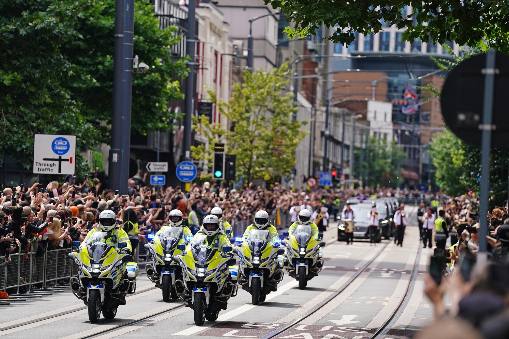 Multitudinario funeral de Ozzy Osbourne en Birmingham