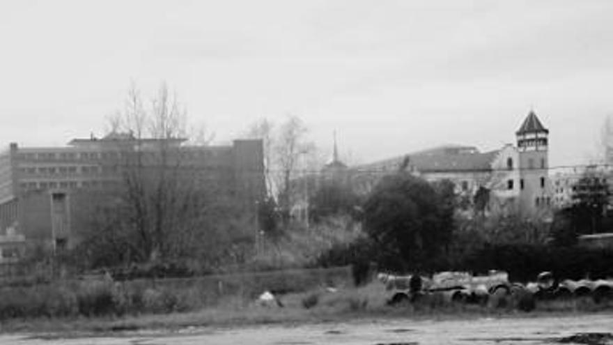 Los vecinos de Ciudad Jardín, de Loiola, reclaman que se &quot;adecente&quot; toda la zona
