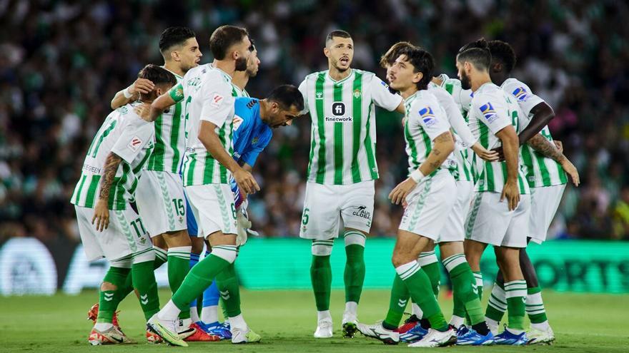 Dos dudas en el Betis para su visita a Mendizorroza