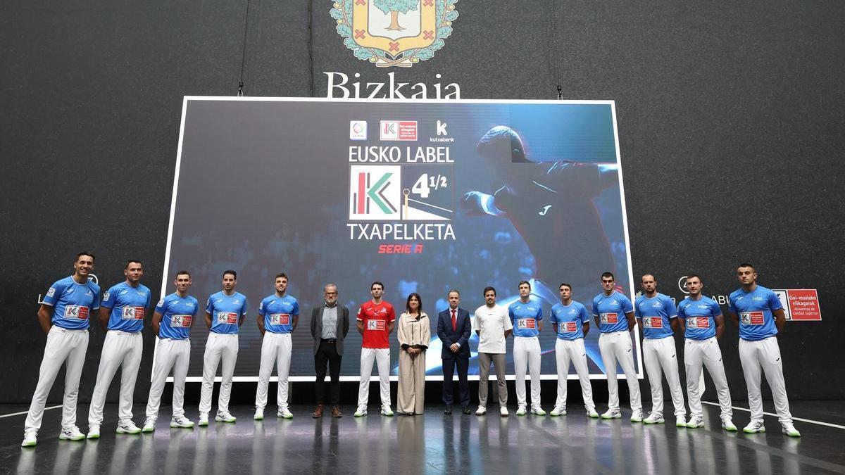 Presentación del Cuatro y Medio en el Frontón Bizkaia.