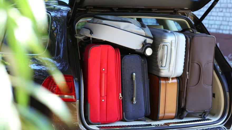Adiós a viajar cargado: el invento dos por uno de Decathlon para ahorrar espacio este verano