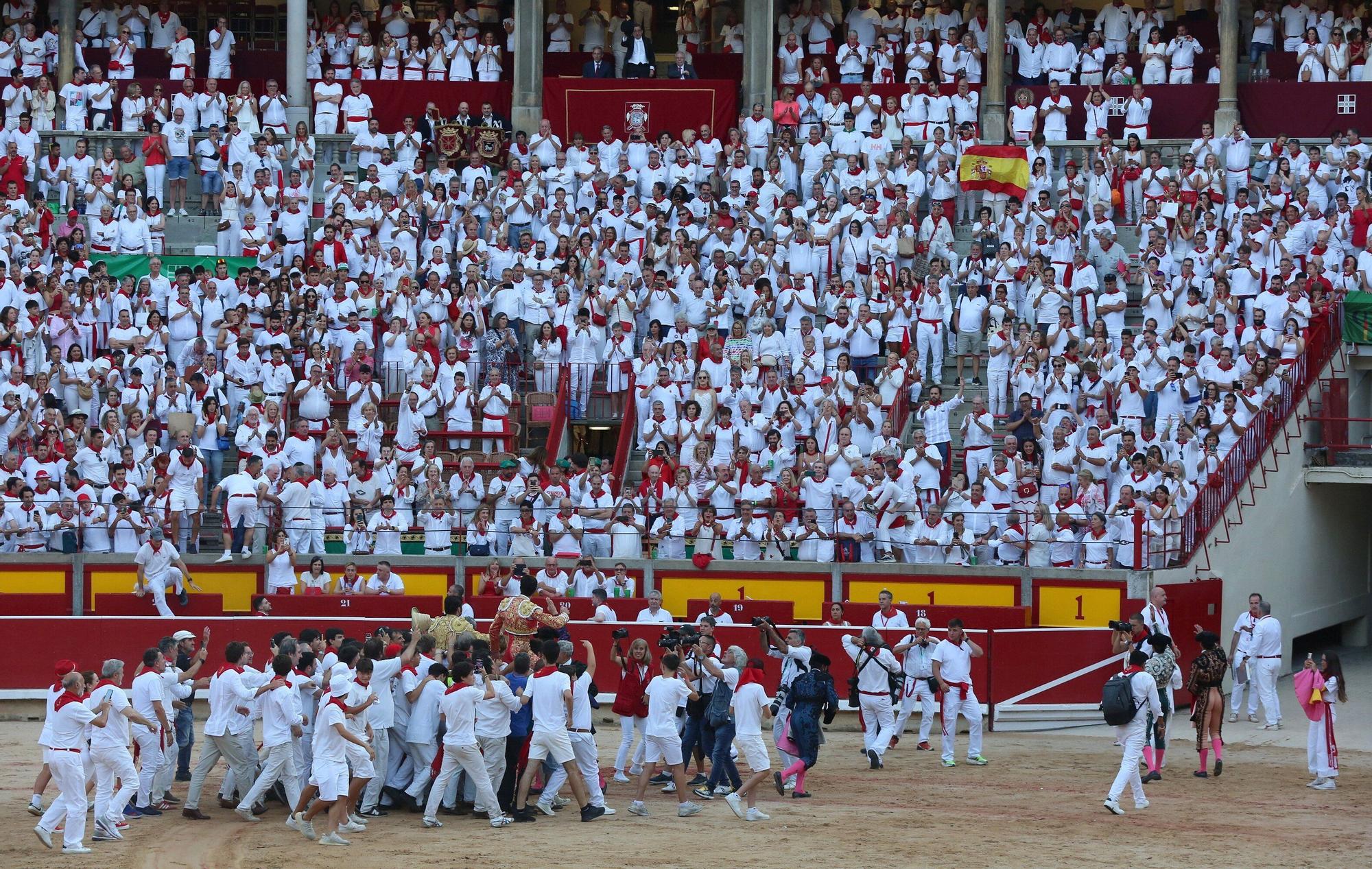 Fotos de la corrida de toros del día 9.
