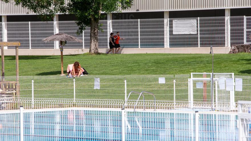 Las piscinas de Echavacoiz abren al público