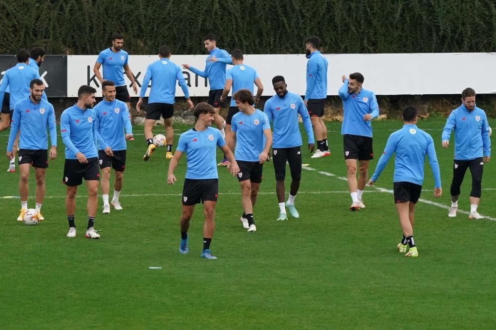 Entrenamiento del Athletic en Lezama.